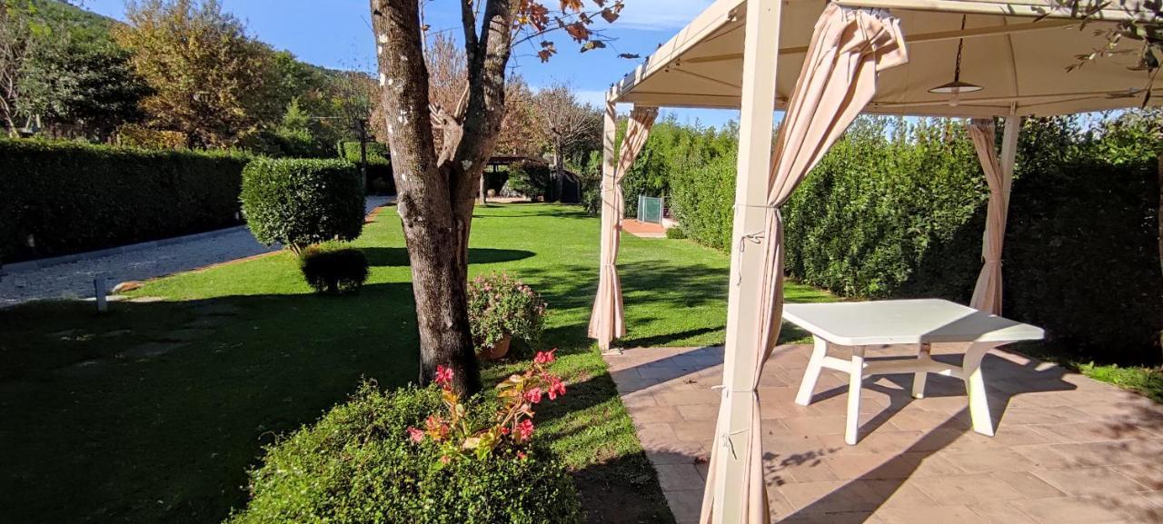 Casa Del Merlo SantʼAndrea di Compito エクステリア 写真